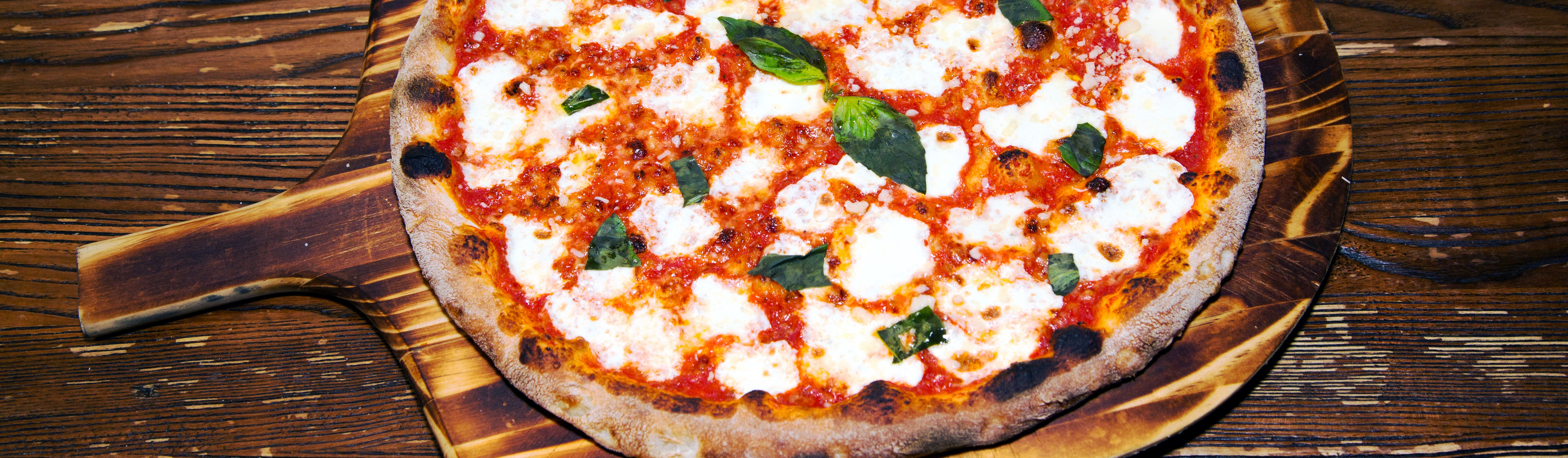 La Prima Pizza: Where Flavor Reigns Supreme