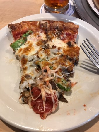 Tilton House of Pizza: A Local Gem Serving Flavorful Pies